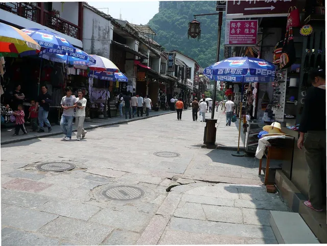 Yangshuo West Street & Countryside in Guilin