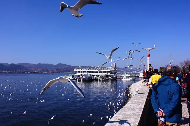 Dianchi Lake & Haigeng Dam in Kunming